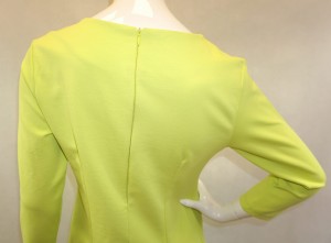 Sukienka rozcięcie z koronką