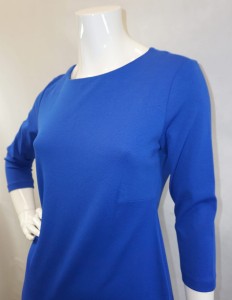 Sukienka rozcięcie z koronką