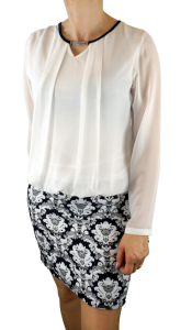 Sukienka z wytłaczanym dołem