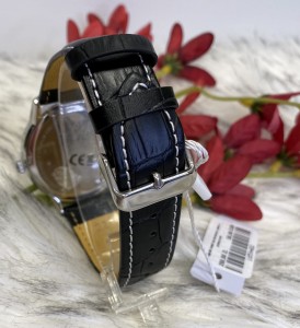 Zegarek męski na skórzanym pasku z przeszyciem