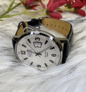 Zegarek męski na skórzanym pasku z przeszyciem