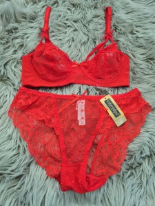 Biustonosz koronkowa braletka