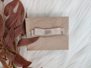 Pudełko ozdobne pajęczyna kokardka 7x9cm