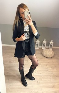 Bluzka damska z motywem czaszki