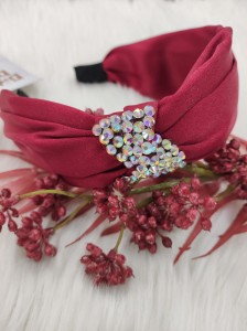 Opaska do włosów satynowa duże cyrkonie