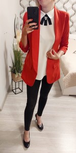 Marynarka damska marszczony rękaw 