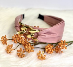 Opaska do włosów eko skóra z łańcuszkiem