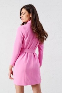 Sukienka żakietowa z paskiem 