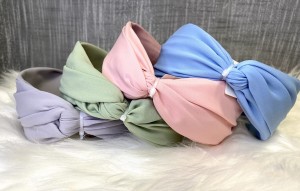 Opaska do włosów jednokolorowa supeł