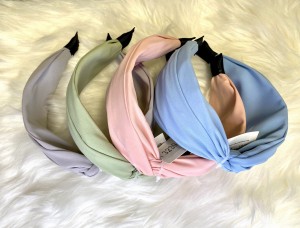 Opaska do włosów jednokolorowa supeł