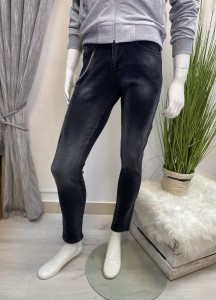 Jeansy męskie zwężane czarne z odpinanym łańcuszkiem