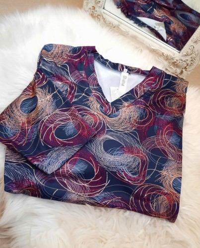 Bluzka damska fioletowa w kółka dekold w V