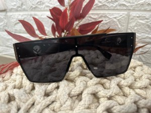 Okulary damskie przeciwsłoneczne z prostą górą