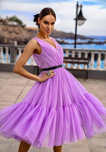 Sukienka midi brokatowa odcinany pas czarną tasiemką 