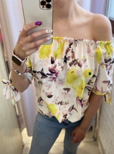 Bluzka damska hiszpanka wzór kwiaty