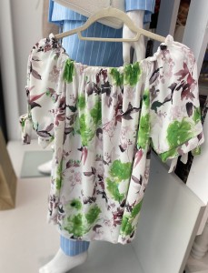 Bluzka damska hiszpanka wzór kwiaty