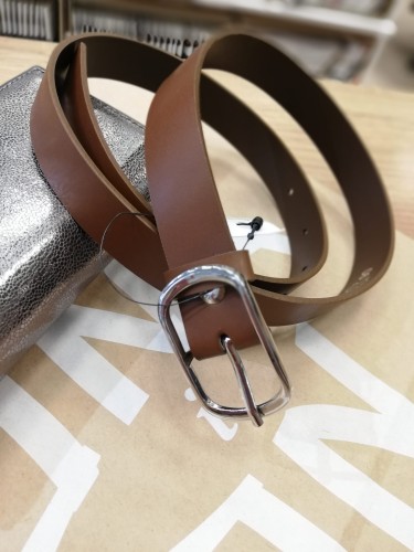 Pasek damski skóra naturalna klamra pełna owalna szer. 2.3 cm