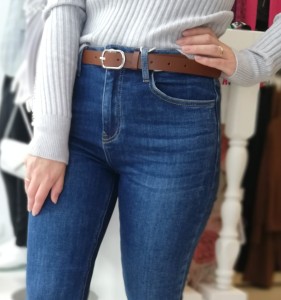 Spodnie damskie jeansy prosta nogawka