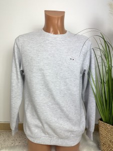 Sweter męski wyszywane logo