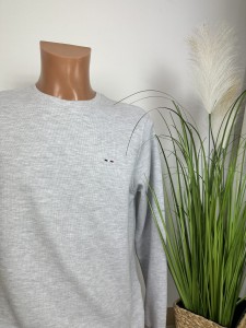 Sweter męski wyszywane logo