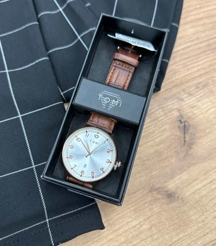 Zegarek męski na pasku w wężowy wzór klasyczna klamra