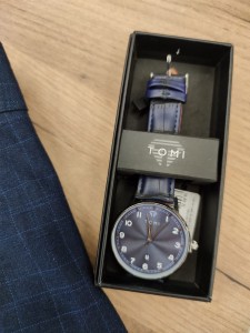 Zegarek męski na pasku w wężowy wzór klasyczna klamra