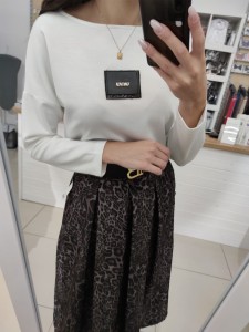 Bluza damska gładka ozdobne logo WMW