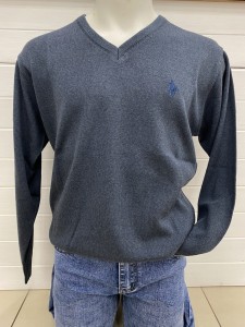 Sweter męski konik okrągły dekolt