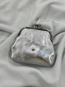 Portmonetka damska kryształ  dwie komory zatrzask i zamek