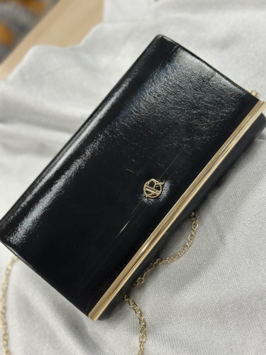 Kopertówka elegancka złota pozioma lamówka 