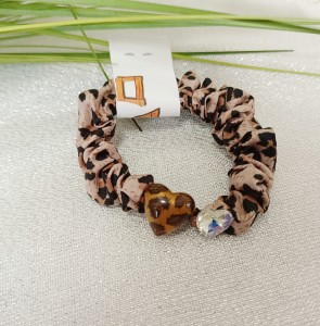 Gumka do włosów panterka z serduszkami