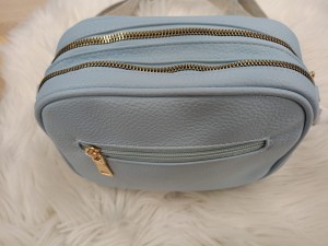 Torebka damska złota pszczółka