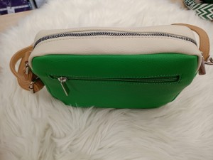 Torebka damska listonoszka zamek z przodu 