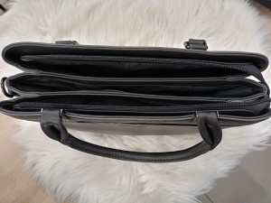 Torebka elegancka trzy kieszenie z motywem skóry węża  