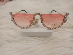 Okulary przeciwsłoneczne damkie wysadzane cyrkoniami