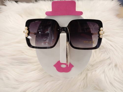 Okulary przeciwsłoneczne damskie kwadraty z trzema perełkami