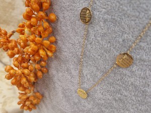 Naszyjnik z  kółkami ażurowymi 