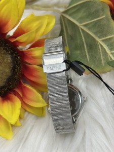 Zegarek damski PACIFIC srebrny na bransolecie cyrkonie na kopercie zdobiona tarcza