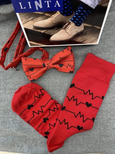 Zestaw skarpety + mucha serce i linia życia