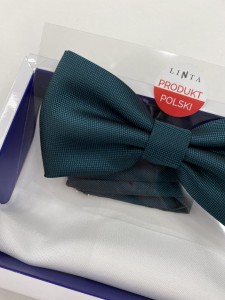 Mucha z żakardowym paskiem maleńki kwadracik