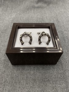 Spinki do mankietów wzór srebrna podkowa