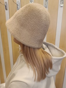 Kapelusz a'la alpaka 