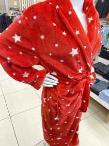 Szlafrok damski polarowy w kwiazdki i kropki 