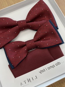 Muchy TATA SYN dwukolorowe granatowo-bordowe w białe kropki