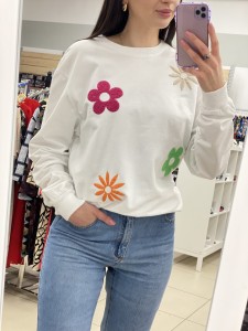 Bluza damska przez głowę z kwiatami