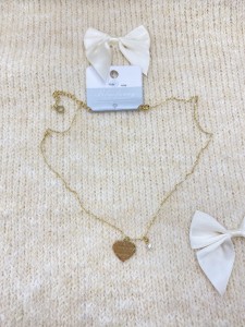 Naszyjnik celebrytka duże serce w paski i cyrkonia 