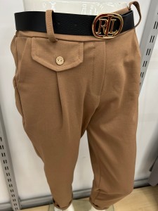 Spodnie damskie chinosy z ozdobną kieszonką i paskiem RL