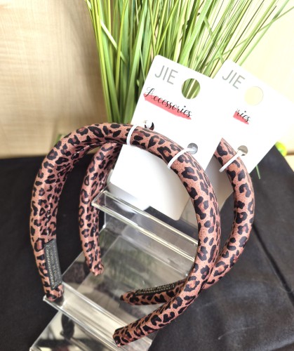 Opaska do włosów w panterkę 