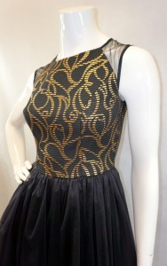 Sukienka mini czarna złoty wzór tiul