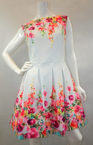 Sukienka mini biała wzór kwiatów 